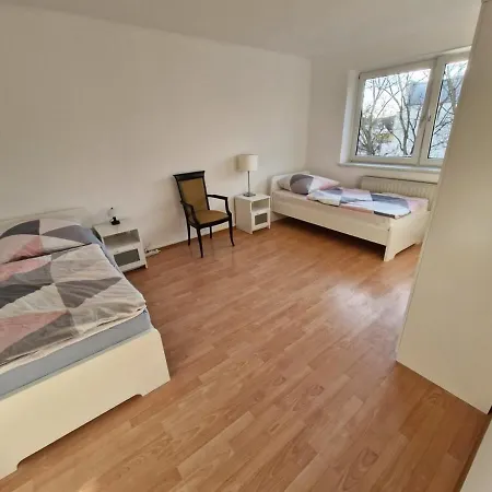 2 Bedroom In 4 People Apartament Offenbach am Main